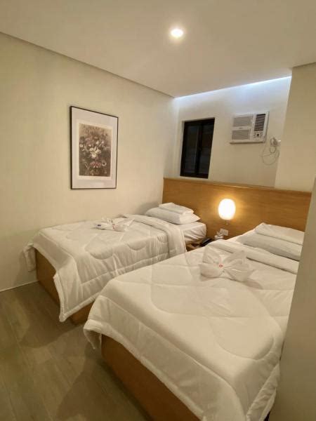 AURORA SUITES (Pasay, Metro Manila) .